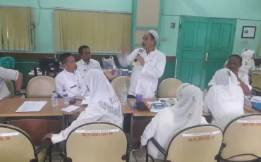 Photo Rapat Kerja SMK Negeri 52 Jakarta 24 whatsapp_image_2018_04_27_at_14_21_53